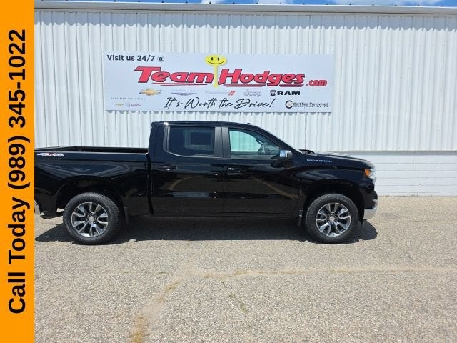 2026 Chevrolet Silverado 1500 LT (2FL) in Black — front three-quarter view